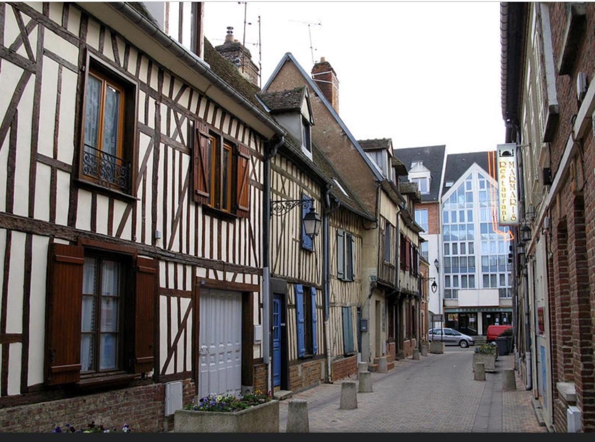 Joli Studio Hyper Centre De Beauvais Eksteriør billede